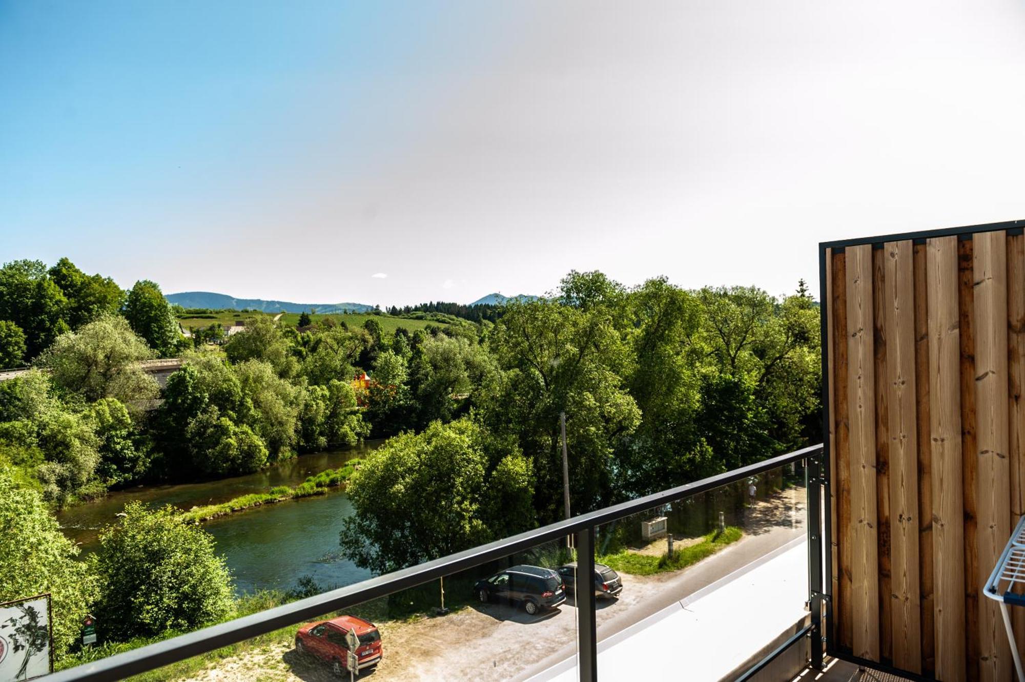 Apartmany Besen Bešeňová Exterior foto